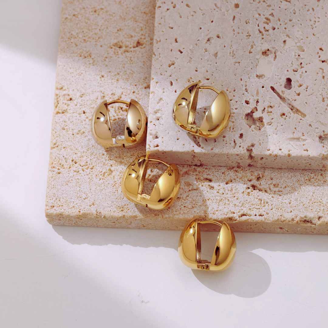 Pendientes de oro Le Petite marie.joyeria Marea joyas Vacier Jewelry Javier bilbao joyas joyas darwin cxc joyas lisla joyas mestiza joyas joyería suarez el corte inglés rebajas Pandora La Manso Arenaroja arena roja Tendencias estilo tendencias moda Bylia jewels bylia logo ale y ole logo aleyole jewelry pd paola pdpaola jewelry creu handmade creu shop lua complementos luamesquet dosases mariadosases singularu lavani jewels lavani.jewels trium triumjewelry pardobymireiapardo pardo