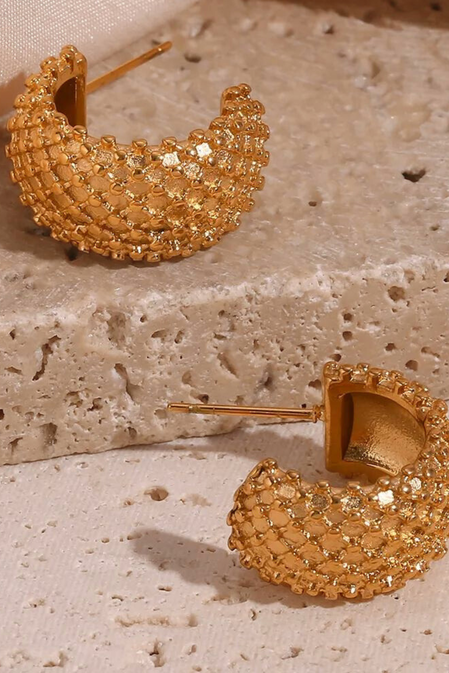 Pendientes oro pendientes dorados pendientes mujer pendientes grandes tous pandora pendiente para boda parfois pendiente elegante pendiente waterproof joyeria joyeria valencia joyeria suarez pendientes corte ingles corte ingles pdpaola pendientes pd paola aleyole ale y ole aristocrazy arena roja pendientes arenaroja singularu SINGULARU El corte ingles Apodemia bijou brigitte san saru sansarushop agatha paris tiffany CREU creushop vidal acus acuscomplementos mariadosases arena roja arena roja lepetitemarie