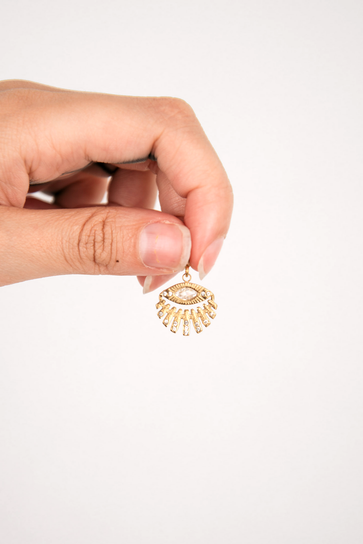 Charm Charms de oro Joyería Charms con piedras Charms en tendencia Charms dorados Charms de Pandora Cartier Bimba y Lola Tiffany & Co Unode50 Regalo Joyero dorado Bylia jewels bylia logo ale y ole logo aleyole jewelry pd paola pdpaola jewelry creu handmade creu shop lua complementos luamesquet dosases mariadosases singularu lavani jewels lavani.jewels trium triumjewelry pardobymireiapardo pardo