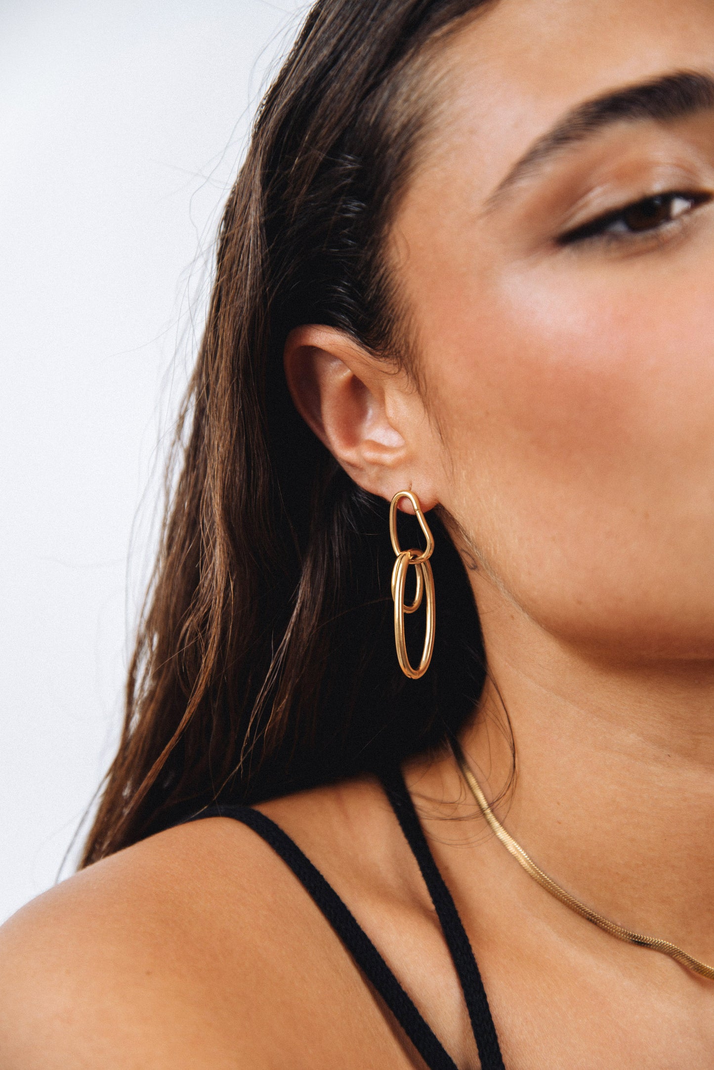 Pendientes de oro Le Petite marie.joyeria Marea joyas Vacier Jewelry Javier bilbao joyas joyas darwin cxc joyas lisla joyas mestiza joyas joyería suarez el corte inglés rebajas Pandora La Manso Tendencia Joyas verano 2022 Tendencias estilo 2022 tendencias moda verano 2022 Bylia jewels bylia logo ale y ole logo aleyole jewelry pd paola pdpaola jewelry creu handmade creu shop lua complementos luamesquet dosases mariadosases singularu lavani jewels lavani.jewels trium triumjewelry pardobymireiapardo pardo