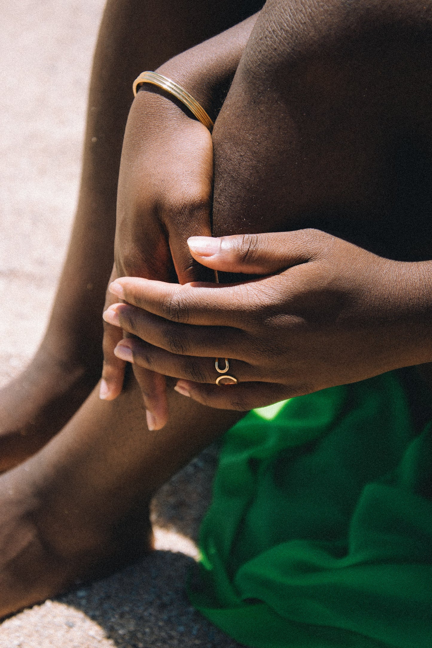 La Manso Tendencia Joyas verano 2022 Tendencias para el verano Tendencias 2022 Pulseras de oro chapadas en oro 21k Pulseras de oro resistentes al agua San Saru Sansarushop Tendencias Vogue 2022 Tendencias estilo 2022 tendencias moda verano 2022 Bylia jewels bylia logo ale y ole logo aleyole jewelry pd paola pdpaola jewelry creu handmade creu shop lua complementos luamesquet dosases mariadosases singularu lavani jewels lavani.jewels trium triumjewelry pardobymireiapardo pardo