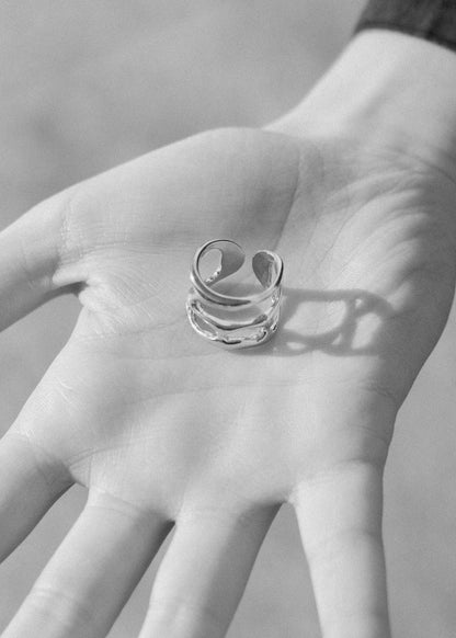 Bylia jewels bylia logo ale y ole logo aleyole jewelry pd paola pdpaola jewelry creu handmade creu shop lua complementos luamesquet dosases mariadosases singularu lavani jewels lavani.jewels trium triumjewelry Arenaroja Arena Roja Anillos Anillos acero resistentes al agua waterproof dorado