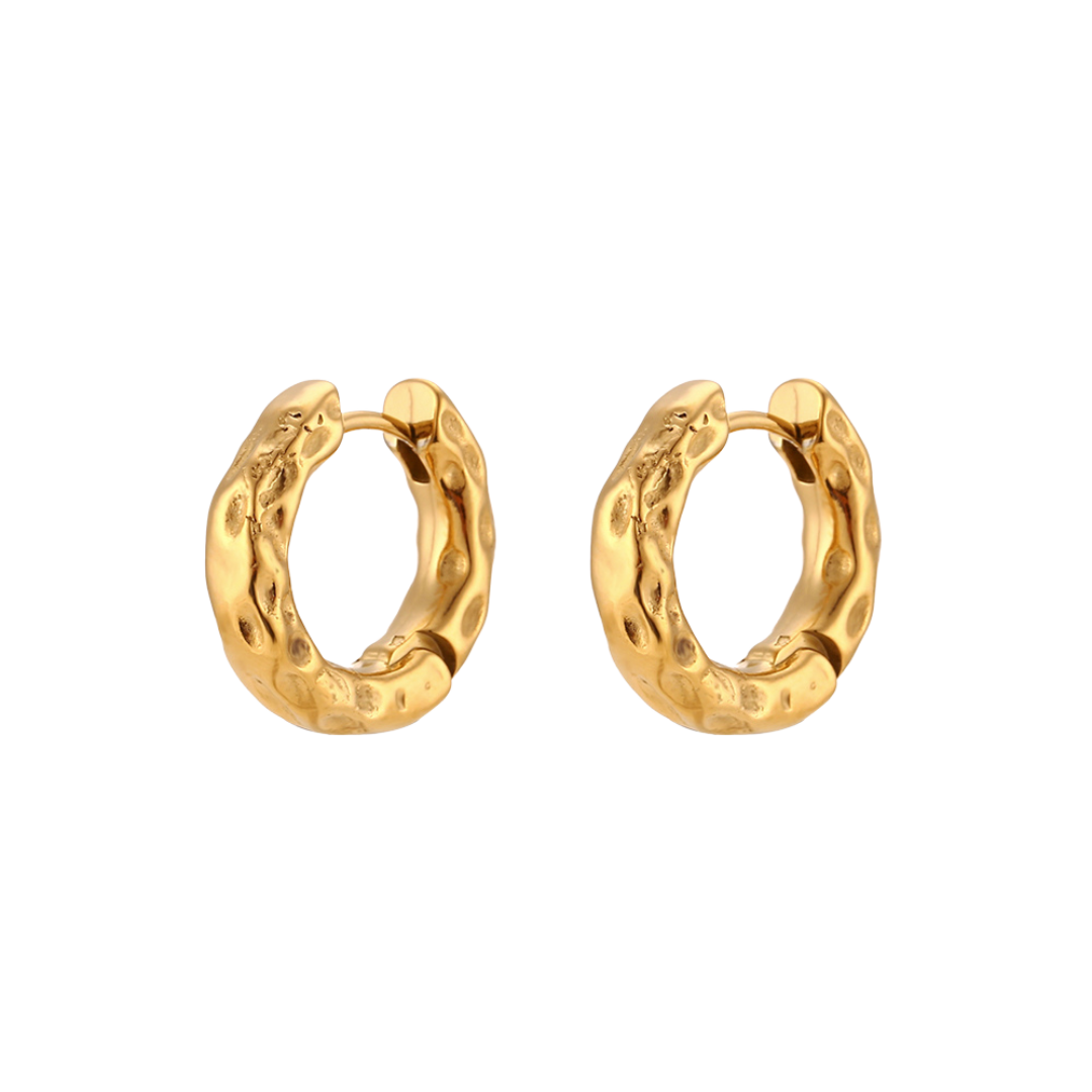 Pendientes de oro Le Petite marie.joyeria Marea joyas Vacier Jewelry Javier bilbao joyas joyas darwin cxc joyas lisla joyas mestiza joyas joyería suarez el corte inglés rebajas Pandora La Manso Arenaroja arena roja Tendencias estilo tendencias moda Bylia jewels bylia logo ale y ole logo aleyole jewelry pd paola pdpaola jewelry creu handmade creu shop lua complementos luamesquet dosases mariadosases singularu lavani jewels lavani.jewels trium triumjewelry pardobymireiapardo pardo