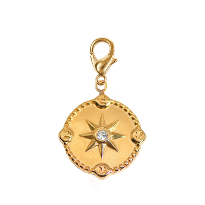 Charm Charms de oro Joyería Charms con piedras Charms en tendencia Charms dorados Charms de Pandora Cartier Bimba y Lola Tiffany & Co Unode50 Regalo Joyero dorado Bylia jewels bylia logo ale y ole logo aleyole jewelry pd paola pdpaola jewelry creu handmade creu shop lua complementos luamesquet dosases mariadosases singularu lavani jewels lavani.jewels trium triumjewelry pardobymireiapardo pardo 