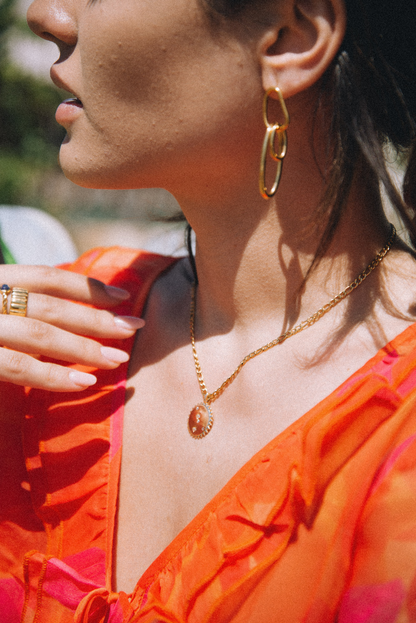 Collares de oro Colgantes de oro Estreno Cartier Bimba y Lola Tiffany & Co Unode50 Regalo Joyero dorado BVLGARI Pandora La Manso Tendencia Joyas verano 2022 Bylia jewels bylia logo ale y ole logo aleyole jewelry pd paola pdpaola jewelry creu handmade creu shop lua complementos luamesquet dosases mariadosases singularu lavani jewels lavani.jewels trium triumjewelry pardobymireiapardo pardo 