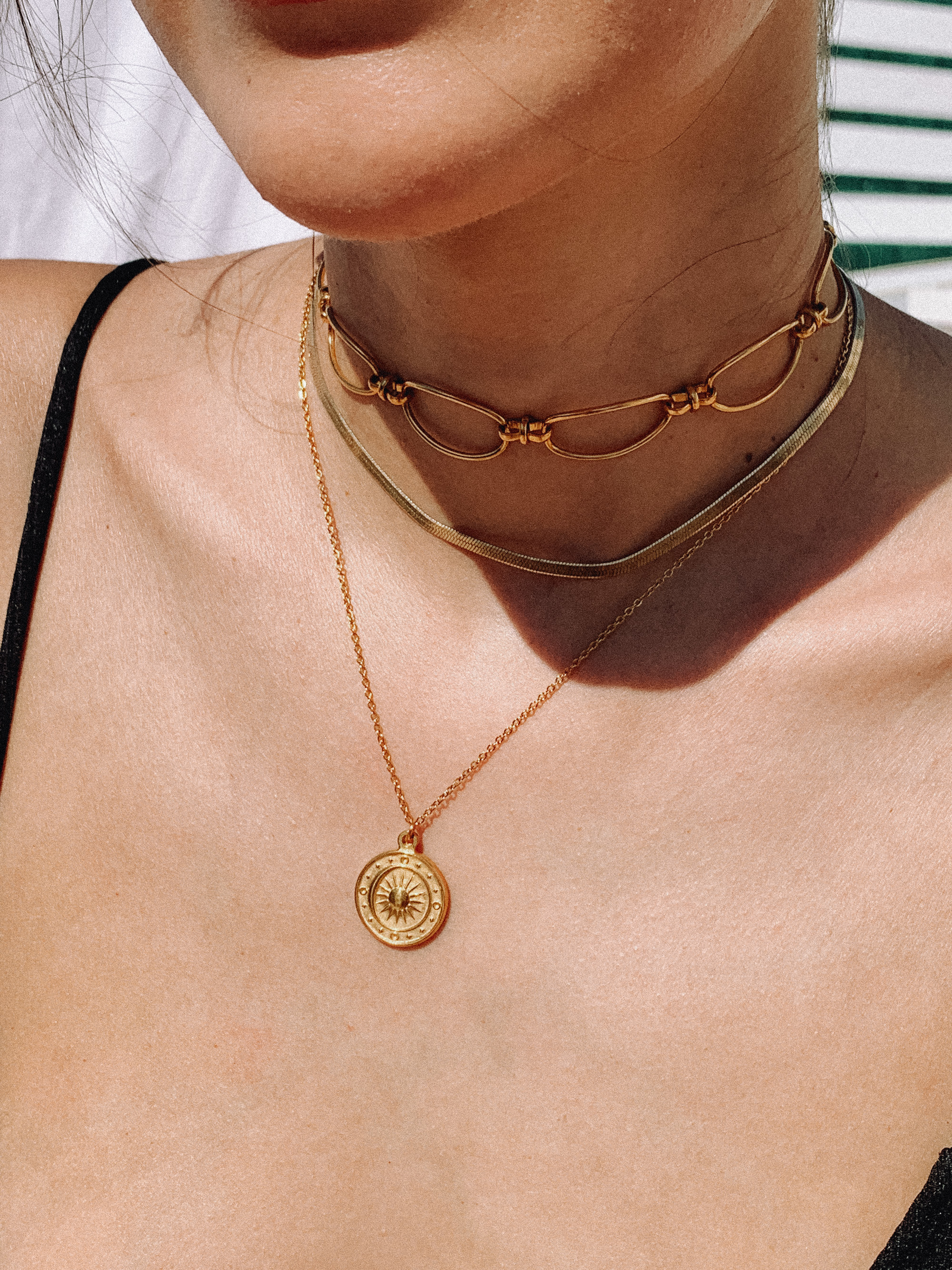 Choker de oro Chokers Le Petite marie.joyeria Marea joyas Javier bilbao joyas joyas darwin cxc joyas lisla joyas mestiza joyas joyería suarez el corte inglés rebajas Estreno Cartier Bimba y Lola Tiffany & Co Unode50 Sansarushop Bylia jewels bylia logo ale y ole logo aleyole jewelry pd paola pdpaola jewelry creu handmade creu shop lua complementos luamesquet dosases mariadosases singularu lavani jewels lavani.jewels trium triumjewelry pardobymireiapardo pardo